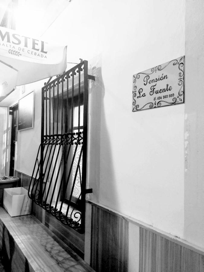 Pension La Fuente Abrucena Extérieur photo