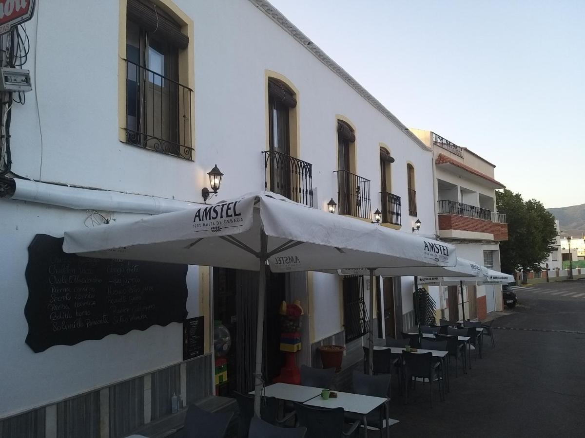 Pension La Fuente Abrucena Extérieur photo