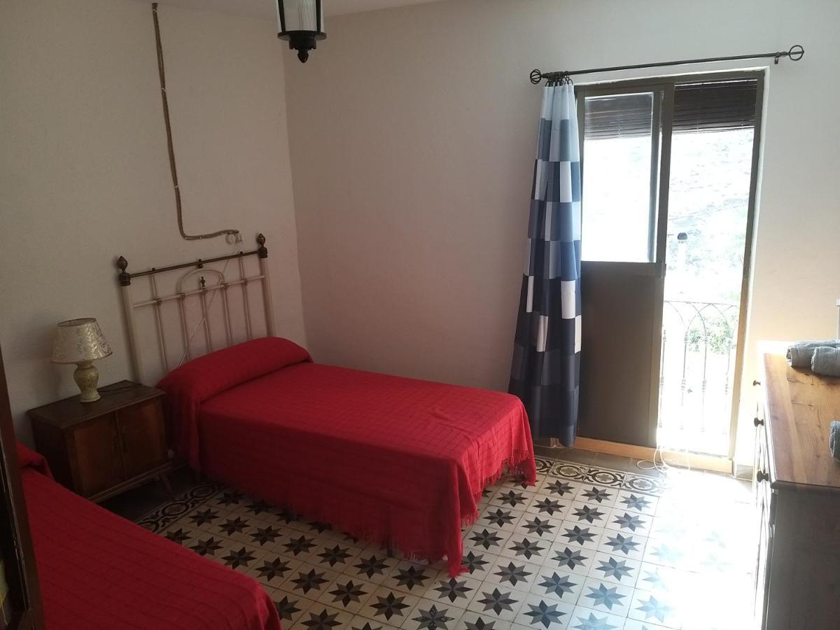 Pension La Fuente Abrucena Extérieur photo